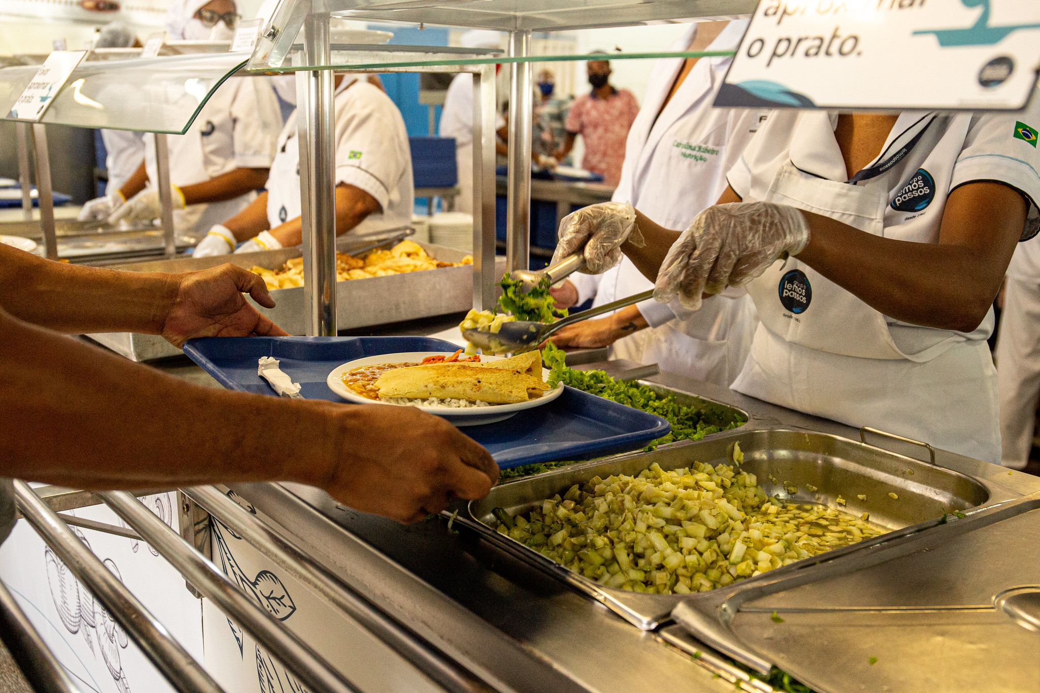 Lauro De Freiras Restaurante Popular E Cozinhas Comunit Rias Garantem