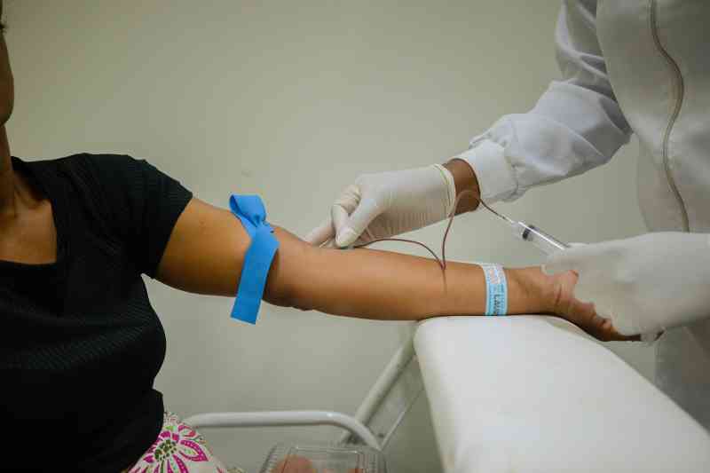 Saúde inicia coleta descentralizada de exames para melhor atender à população