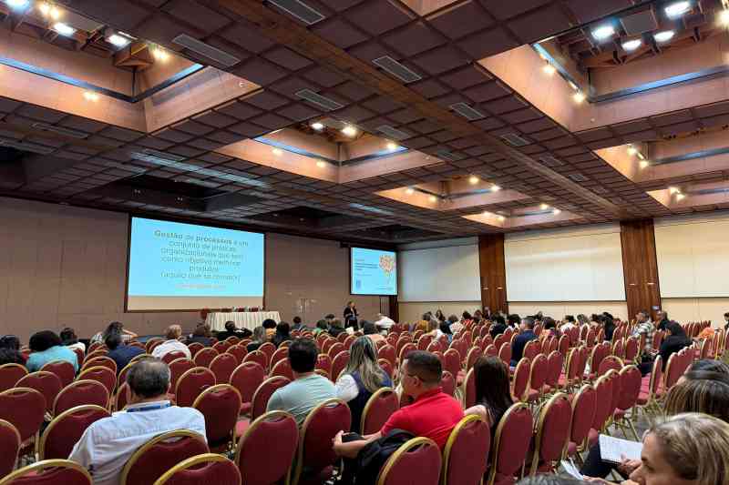 Prefeitura participa de evento para fortalecer educação municipal