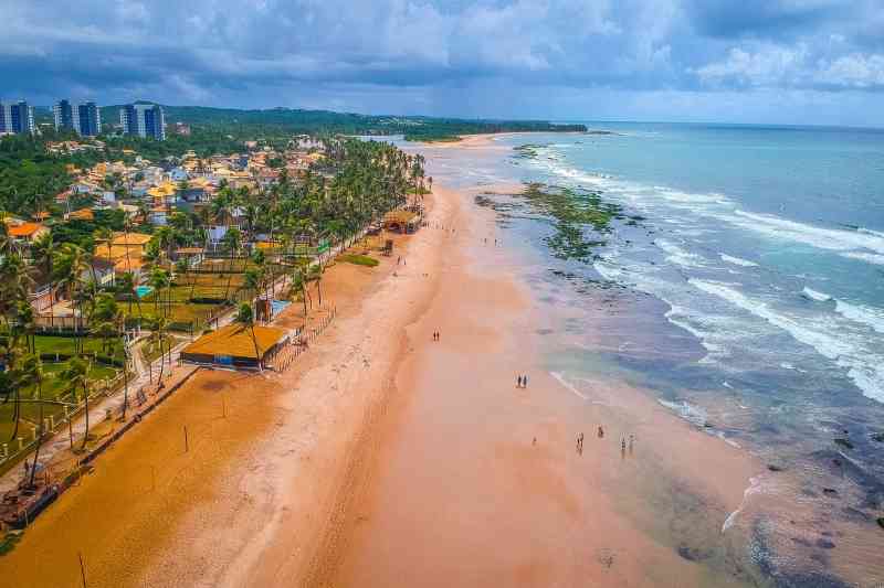 PRIMAVERA/VERÃO: belezas naturais e opções de lazer são destaques em Lauro de Freitas 