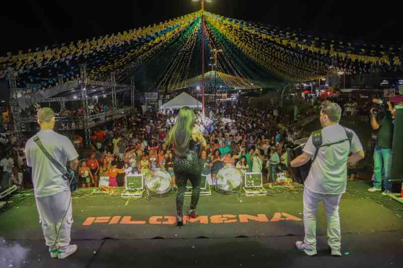 Arraiá de Ipitanga: família, paz e alegria marcaram  os festejos juninos em Lauro de Freitas; público prestigiou o último dia 