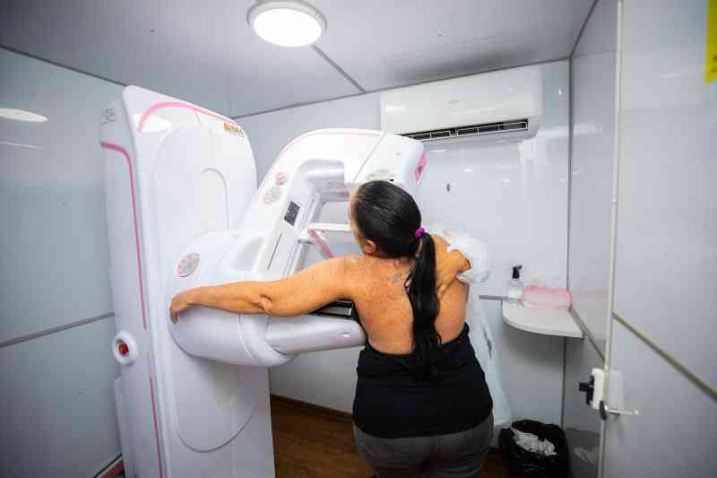 Mutirão de rastreamento do câncer de mama atende mais de 1.100 mulheres em Lauro de Freitas