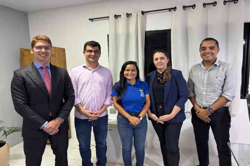 Prefeita nomeia subprocuradores do município 