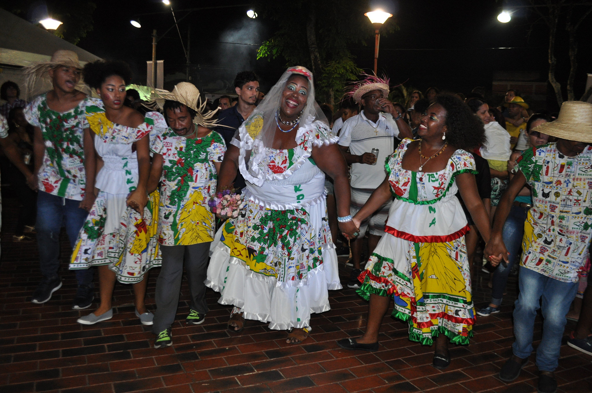 Quadrilha do Bankoma foi sucesso na segunda noite de festejos juninos em Lauro de Freitas