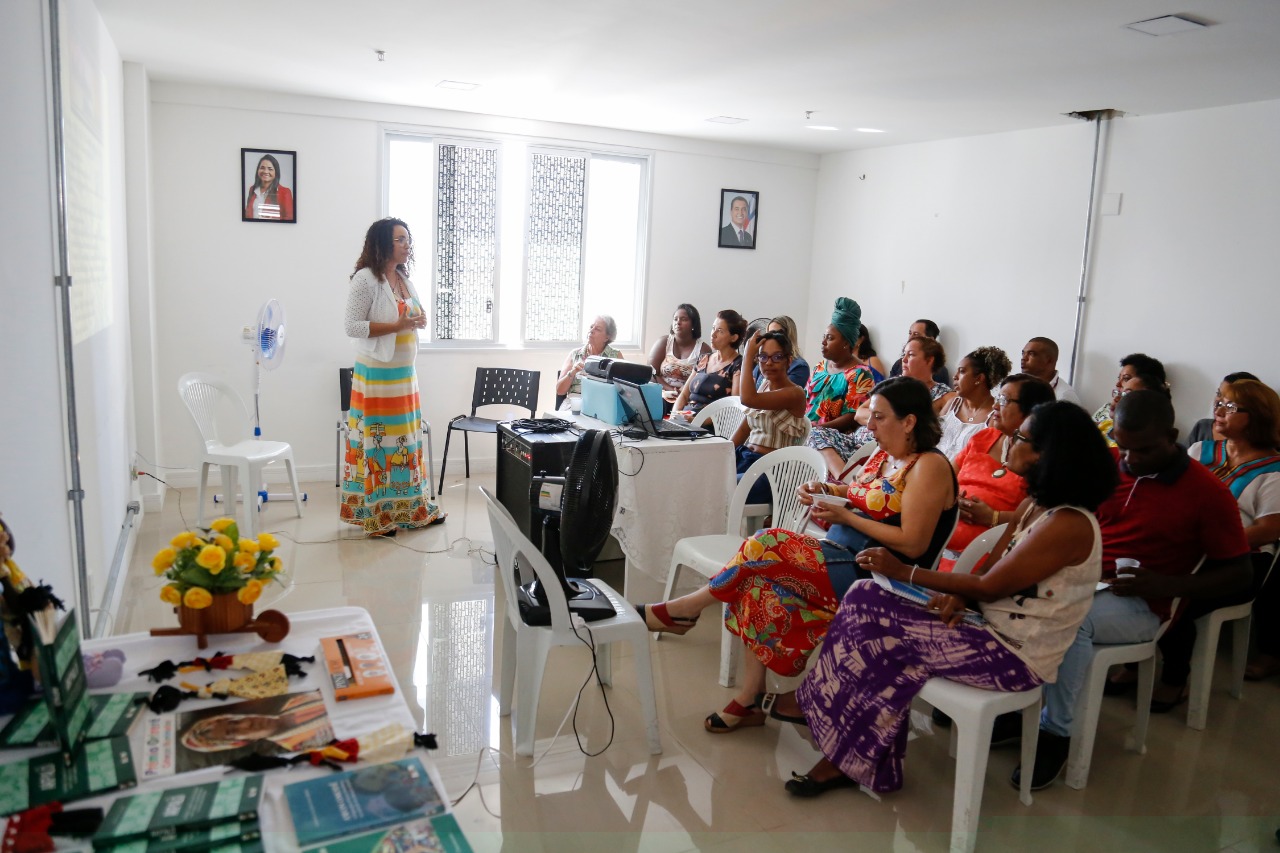 Lauro de Freitas compartilha experincias positivas de professores da rede