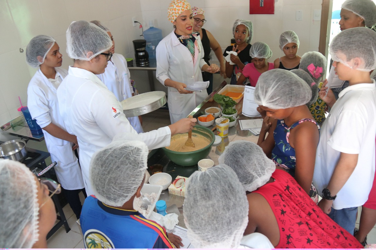 Cresan promove oficina de lanches saudveis para crianas da Vila Praiana