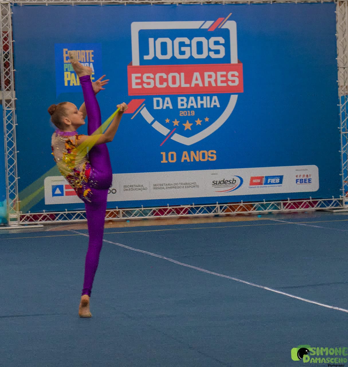 Atleta de Lauro de Freitas conquista vaga para etapa nacional dos Jogos Escolares