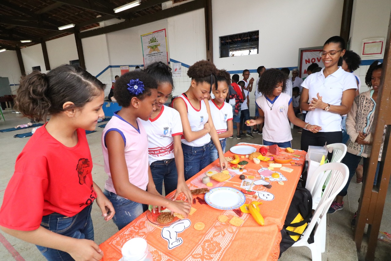 Programa leva conhecimento e educao em sade  Escola Municipal Santa Jlia