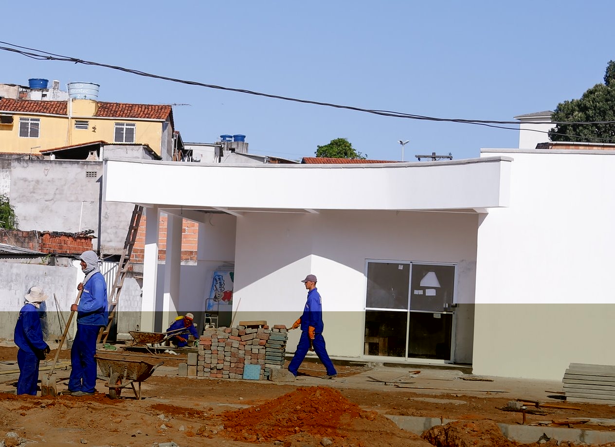 Prefeitura acelera obras do CREAS no Centro de Lauro de Freitas