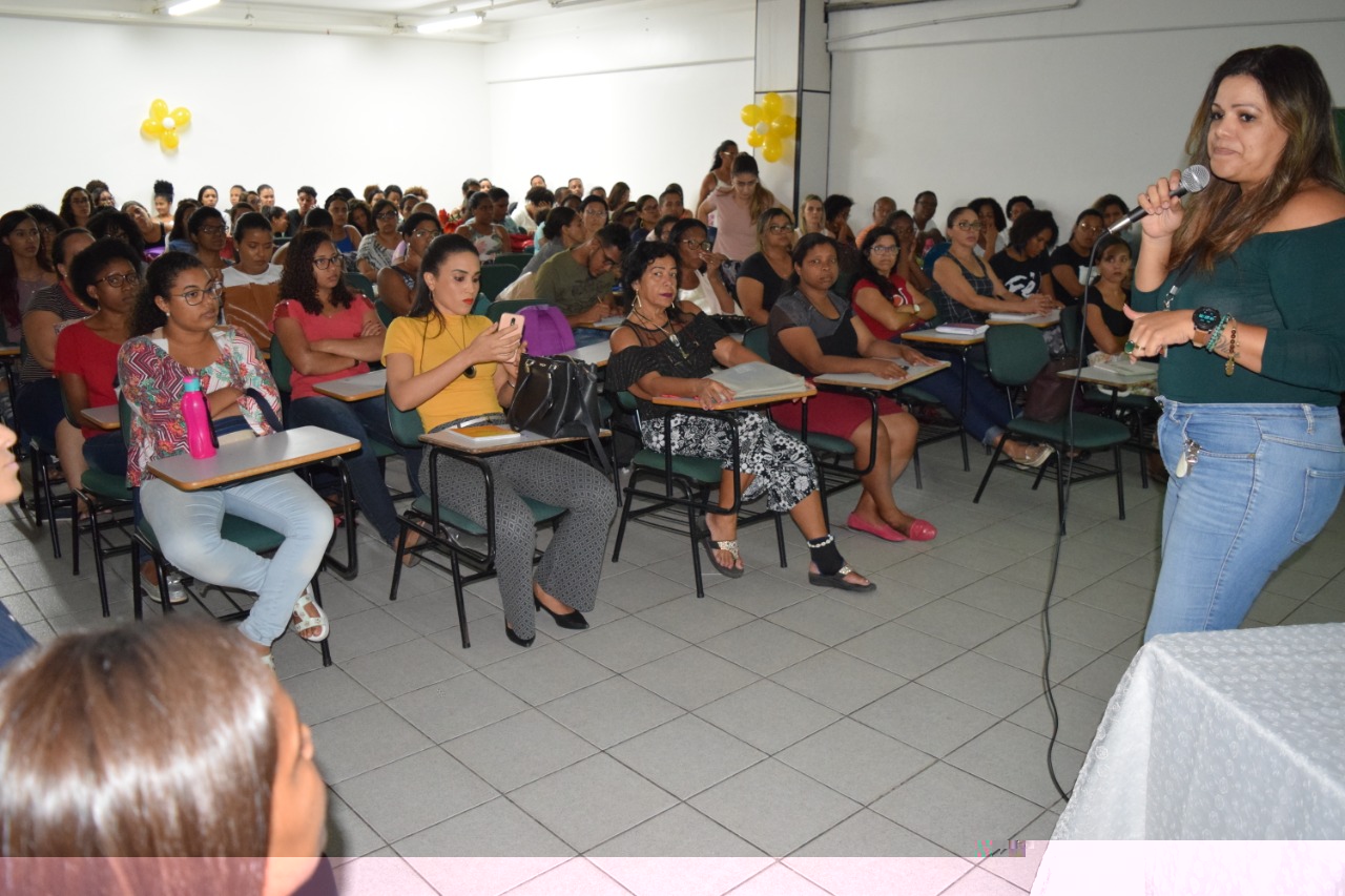 Workshop destaca desafios no enfrentamento  depresso entre crianas e adolescentes