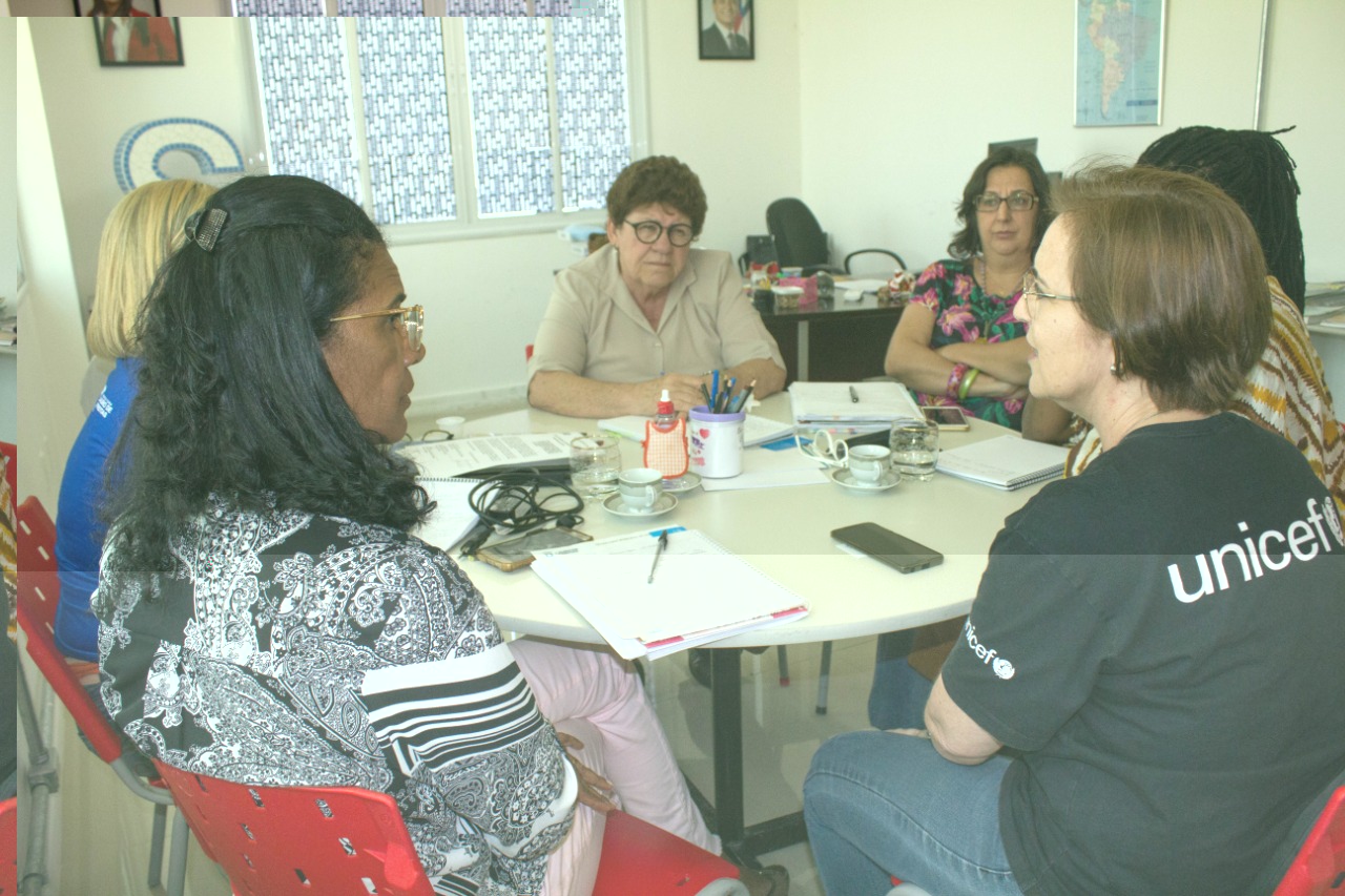 Semed e Unicef discutem planos de ao para o Busca Ativa Escolar