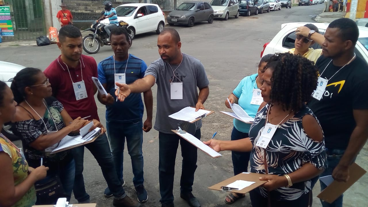 Prefeitura entrega ttulos de propriedade para moradores de Lauro de Freitas nesta segunda-feira (30)