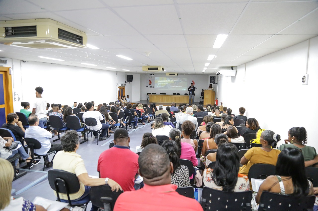 Frum debate importncia da educao para o mundo do trabalho 