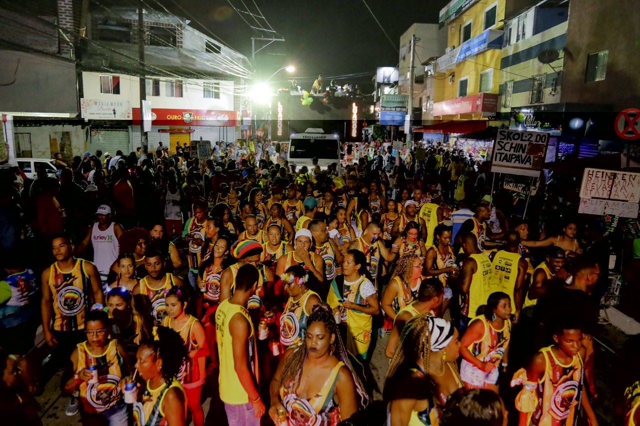 Lauro de Freitas d incio ao Carnaval da Paz, Amor e Alegria