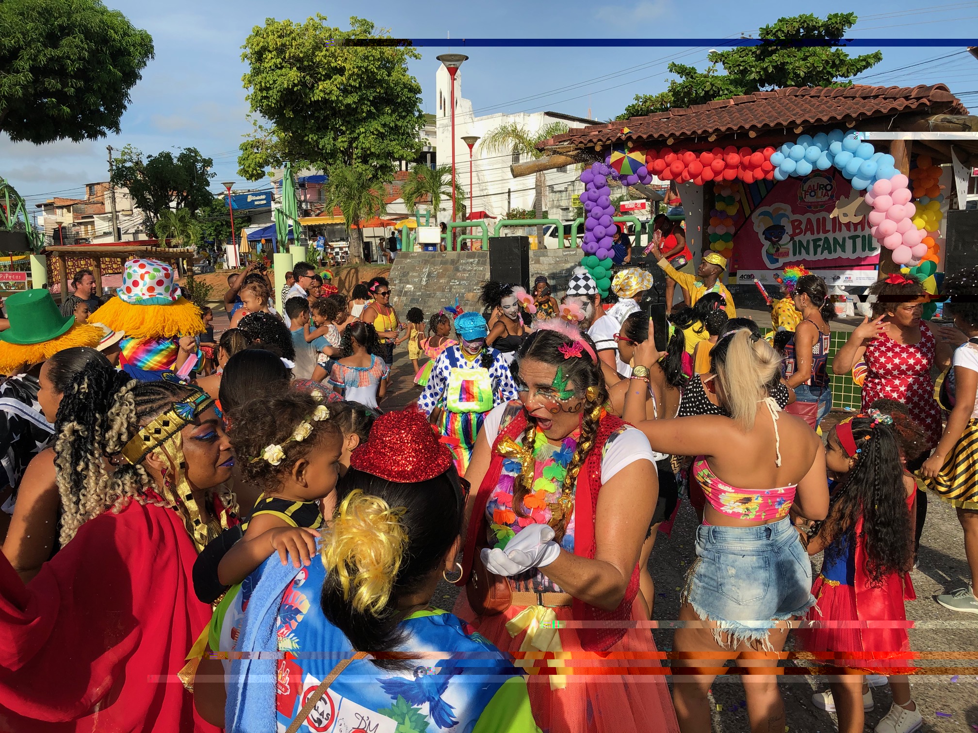 Lauro Folia garantiu a diverso da crianada nos bairros da Itinga e Centro