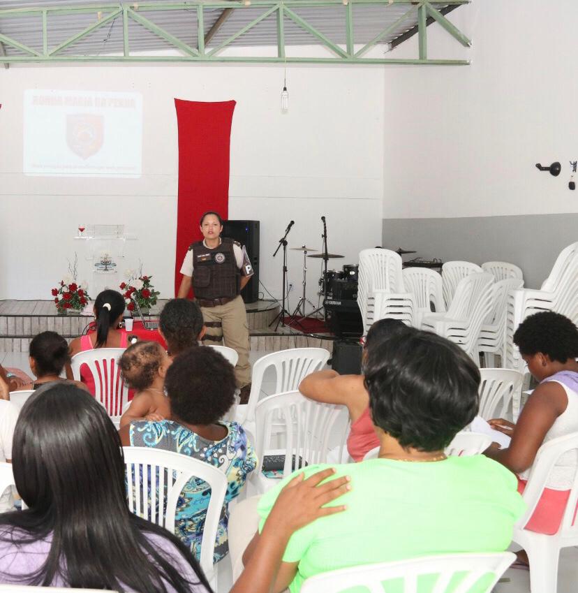 Roda de conversa sobre Lei Maria da Penha abre programao do Maro Mulher em Lauro de Freitas