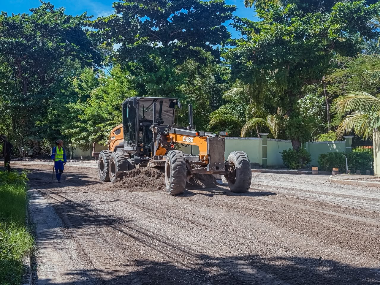 Prefeitura avança com etapa final de preparação da Rua Praia de Tramandaí, em Vilas do Atlântico
