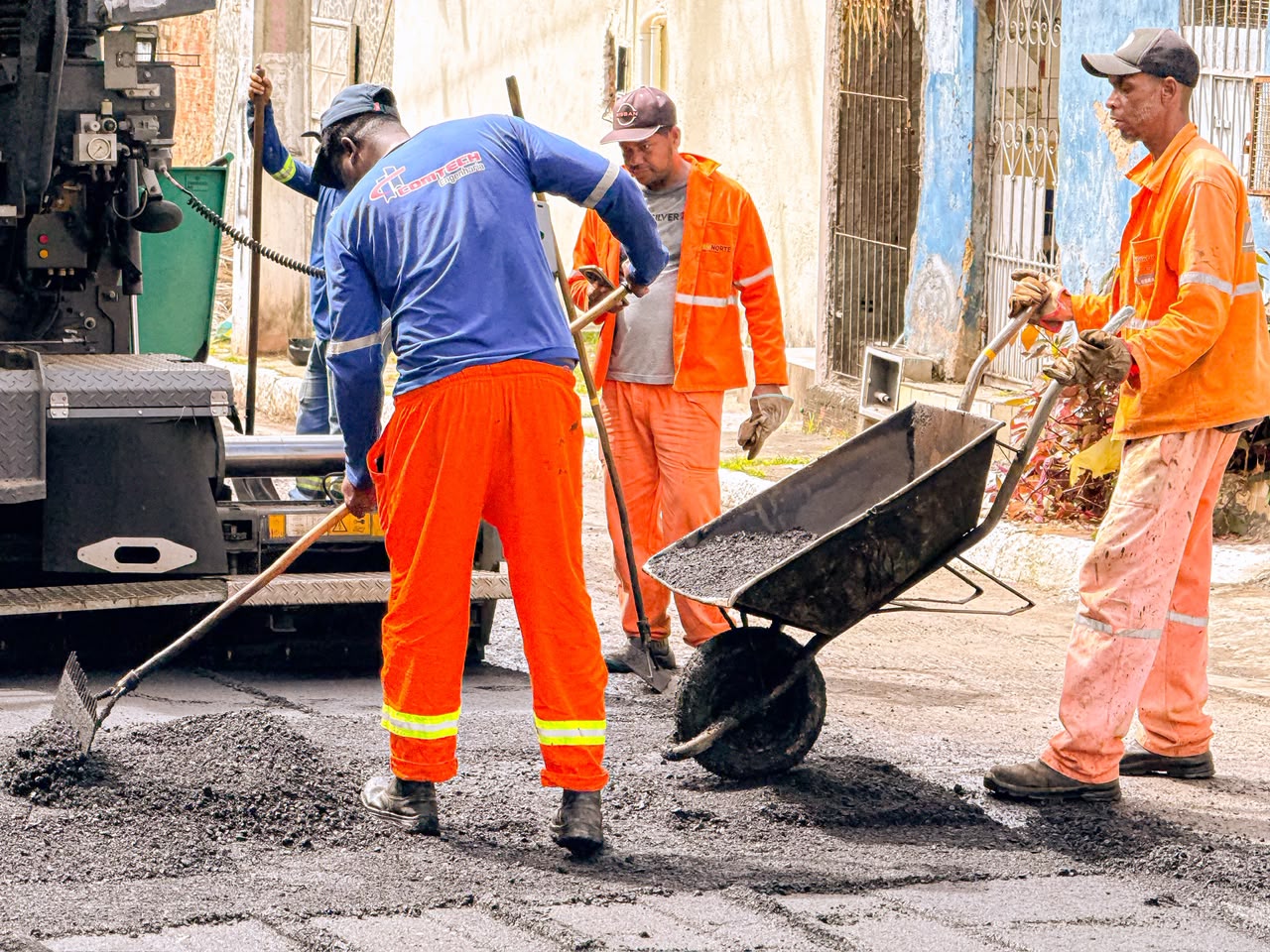 21/07/2026 - Prefeitura avança com obras do Pavimenta Lauro em ruas de Itinga