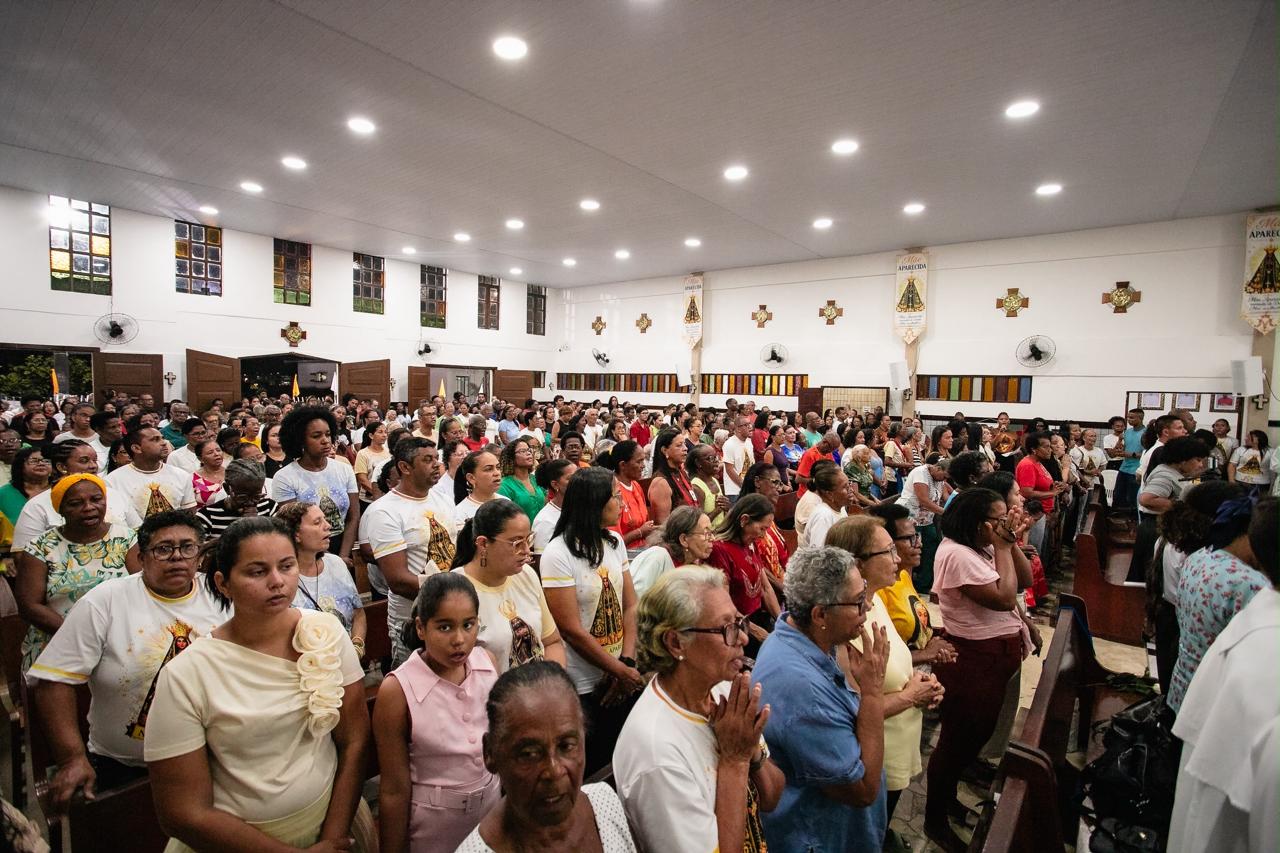 11/10/2026 - Dozenário de Nossa Senhora Aparecida reúne comunidade em noite de fé e bênçãos aos servidores públicos