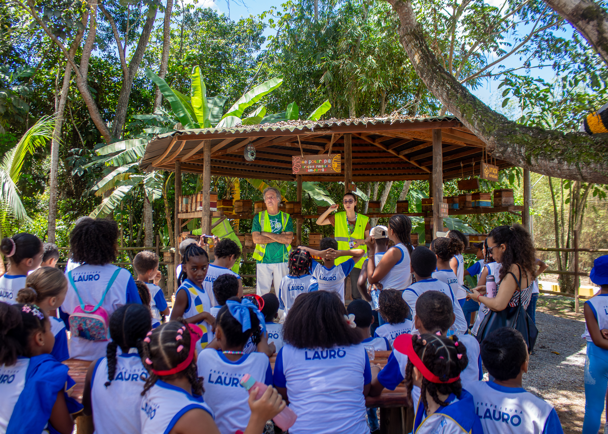 21/9/2026 - Estudantes da rede municipal vivenciam educação ambiental em trilha ecológica