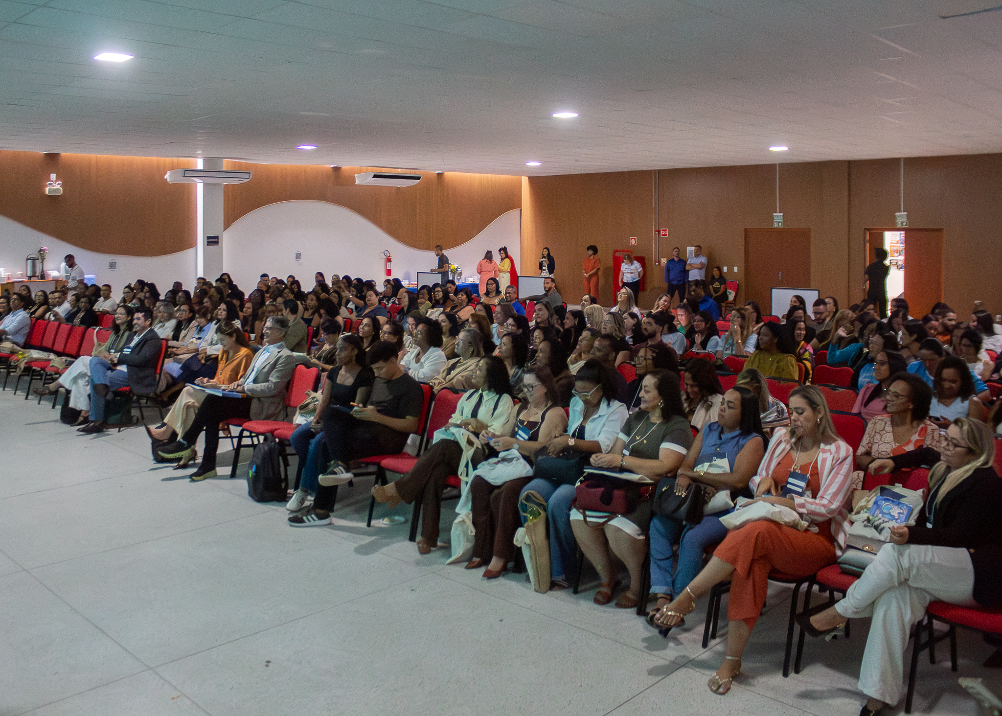 13/8/2026- Educadoras de Lauro de Freitas participam de imersão com foco na alfabetização e no avanço da aprendizagem
