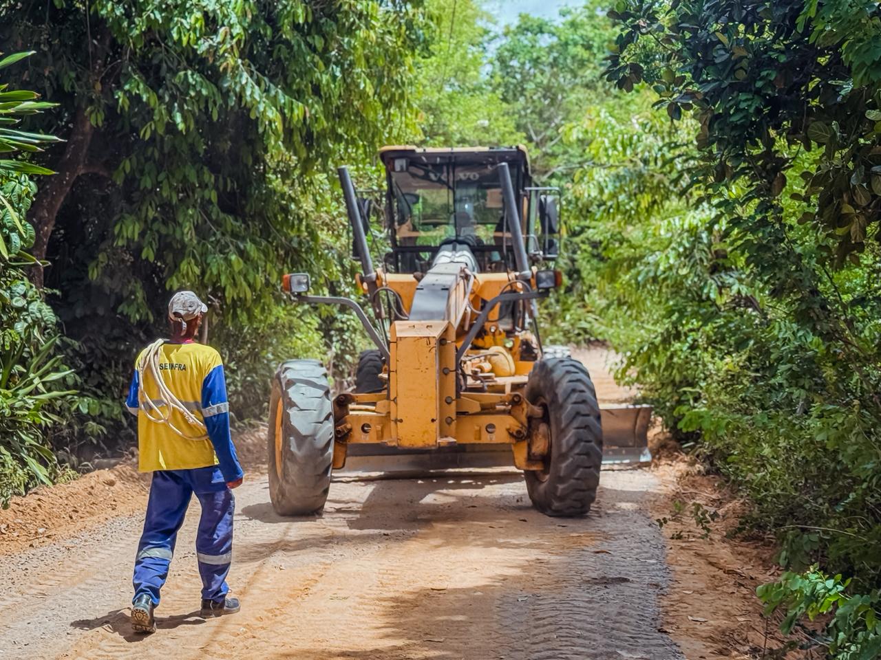 Prefeitura dá continuidade às ações de melhoramento no Quingoma