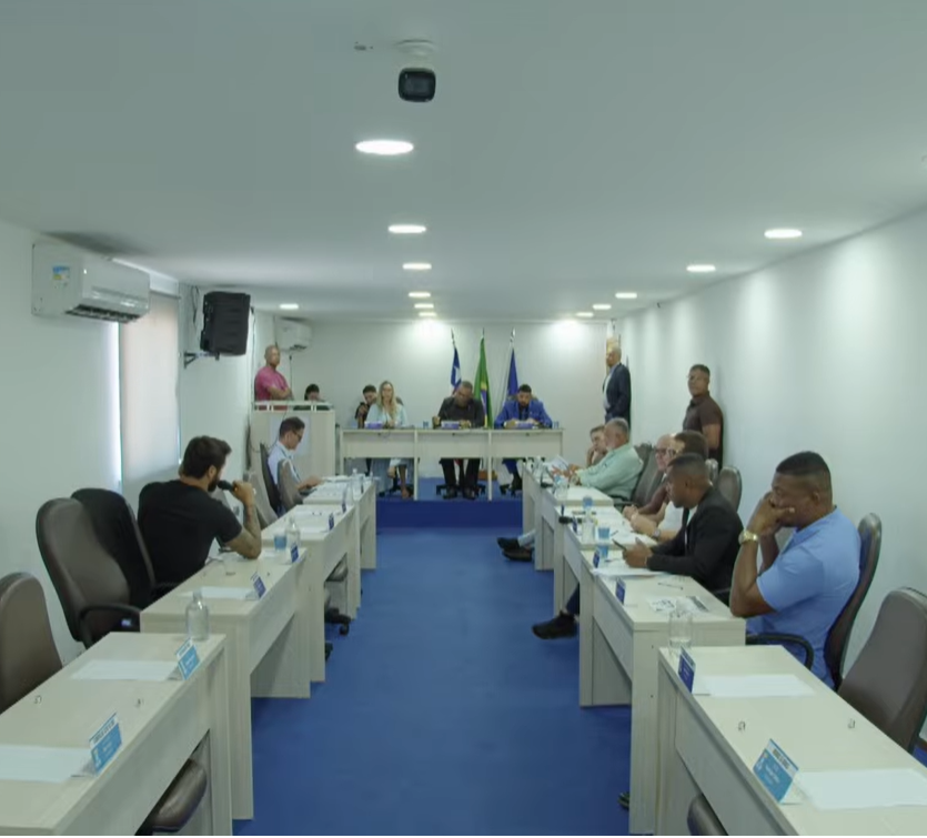 Prefeitura apresenta proposta da LDO 2027 em audiência pública na Câmara Municipal de Lauro de Freitas