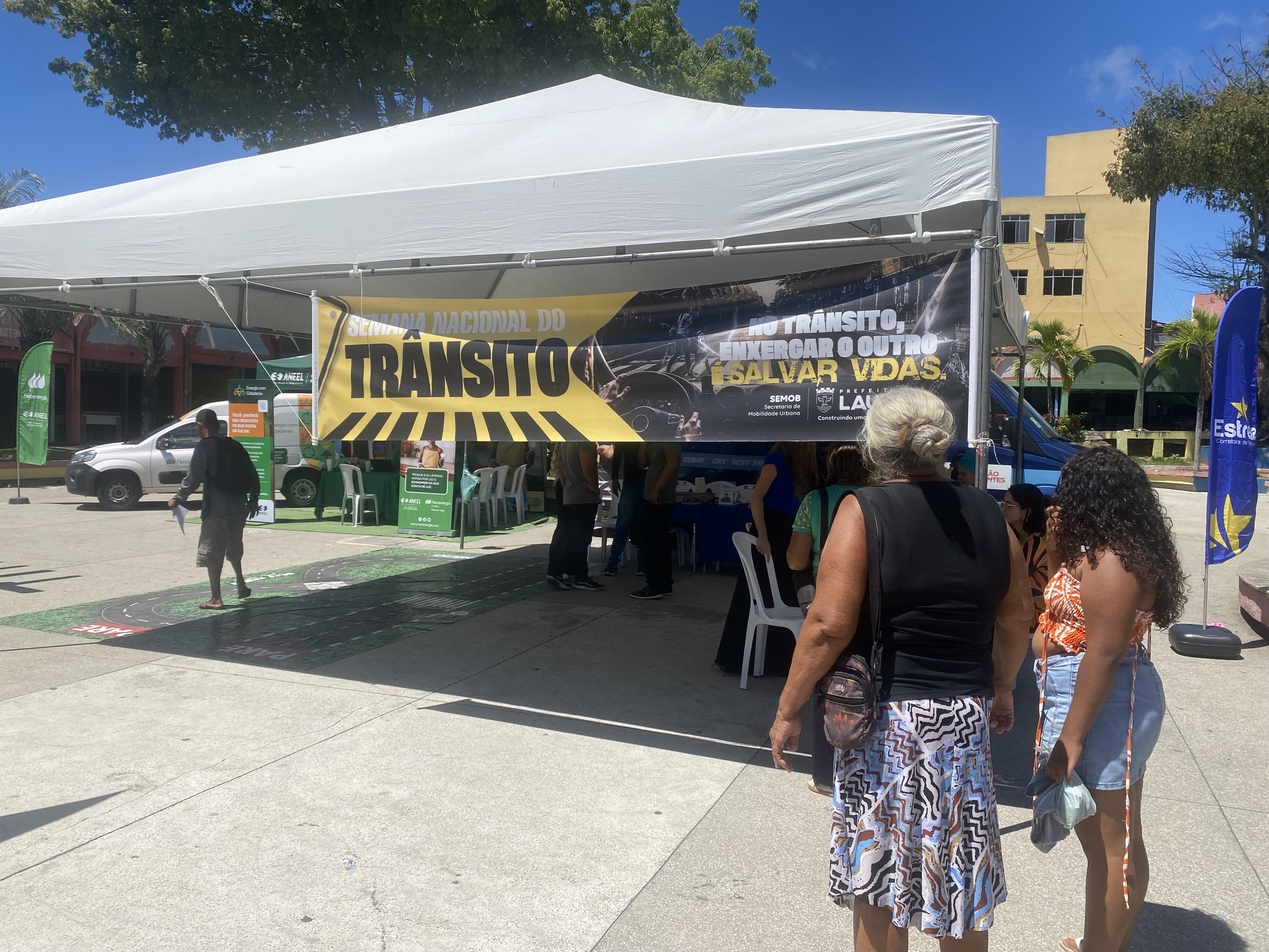 21/9/2026 - Largo do Caranguejo recebe atividades de conscientização da Semana Nacional do Trânsito
