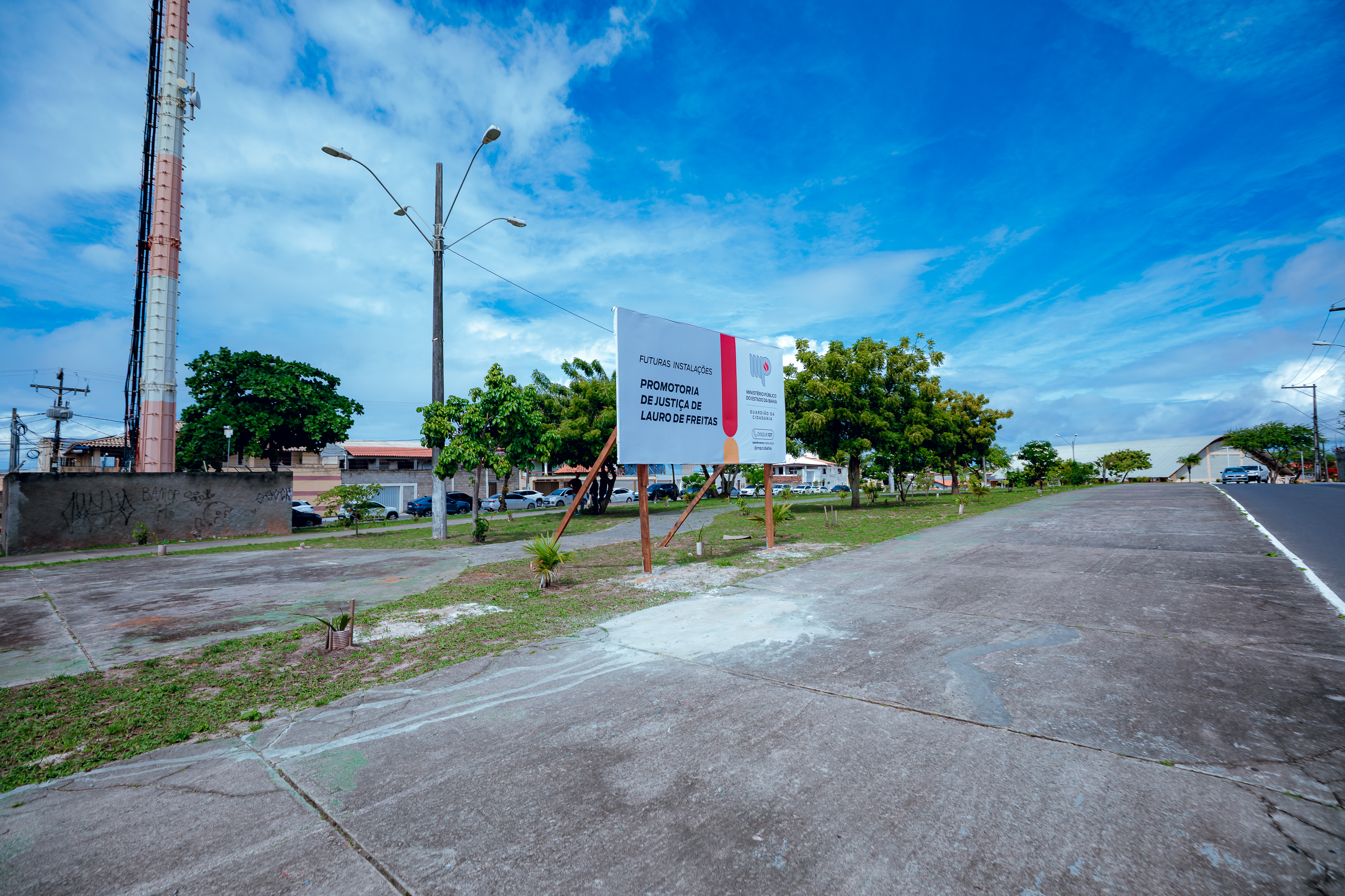 Prefeitura formaliza doação de terreno para construção da Promotoria de Justiça de Lauro de Freitas