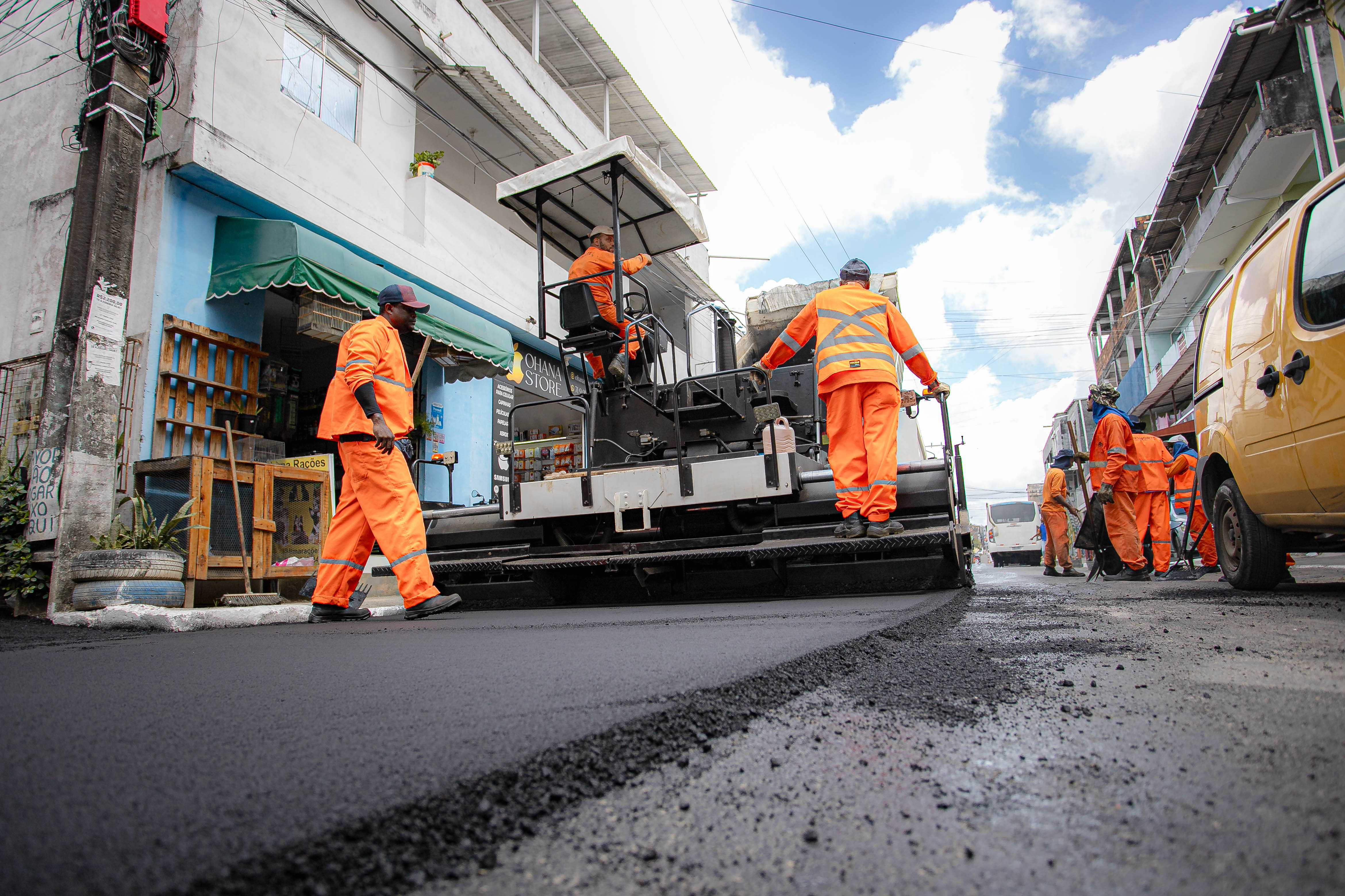 25/8/2026 - Obras do Pavimenta Lauro transformam as ruas de Vida Nova