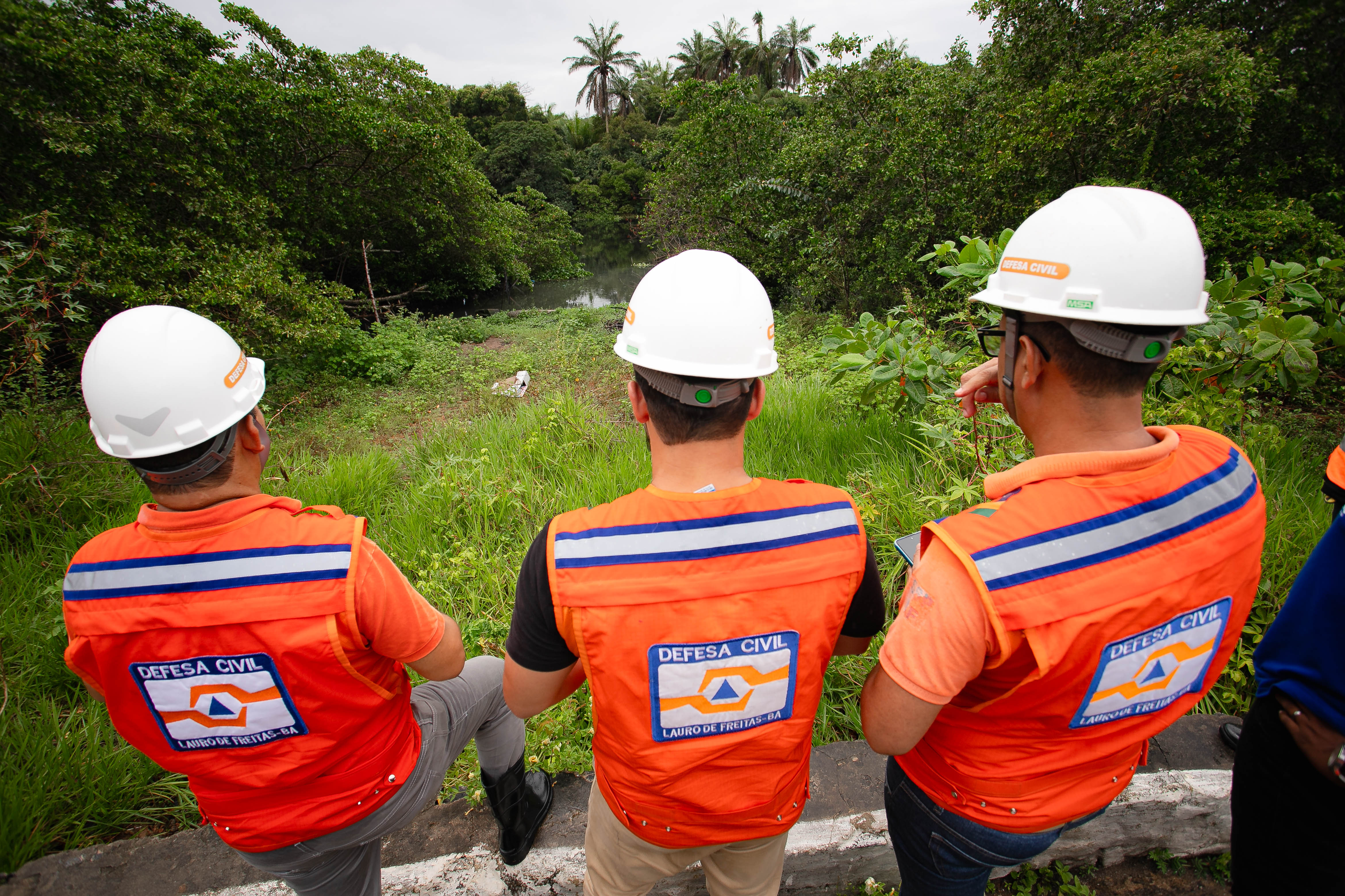 28/10/2026 - Prefeitura de Lauro de Freitas realiza monitoramento em áreas de risco durante período de chuvas no município