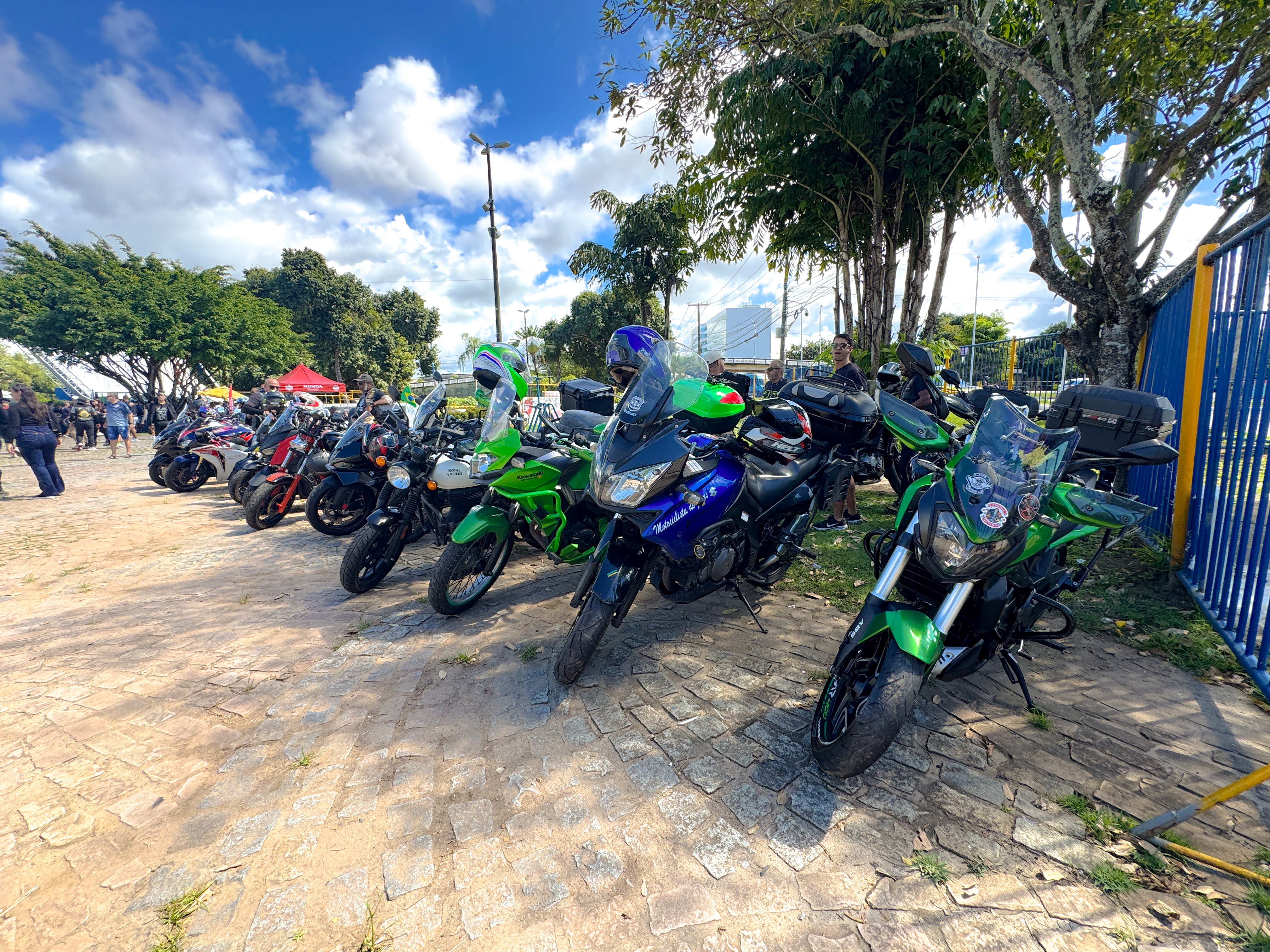 26/7/2026 - Lauro de Freitas celebra o Dia do Motociclista com evento que reúne mais de 600 motos na Concha Acústica