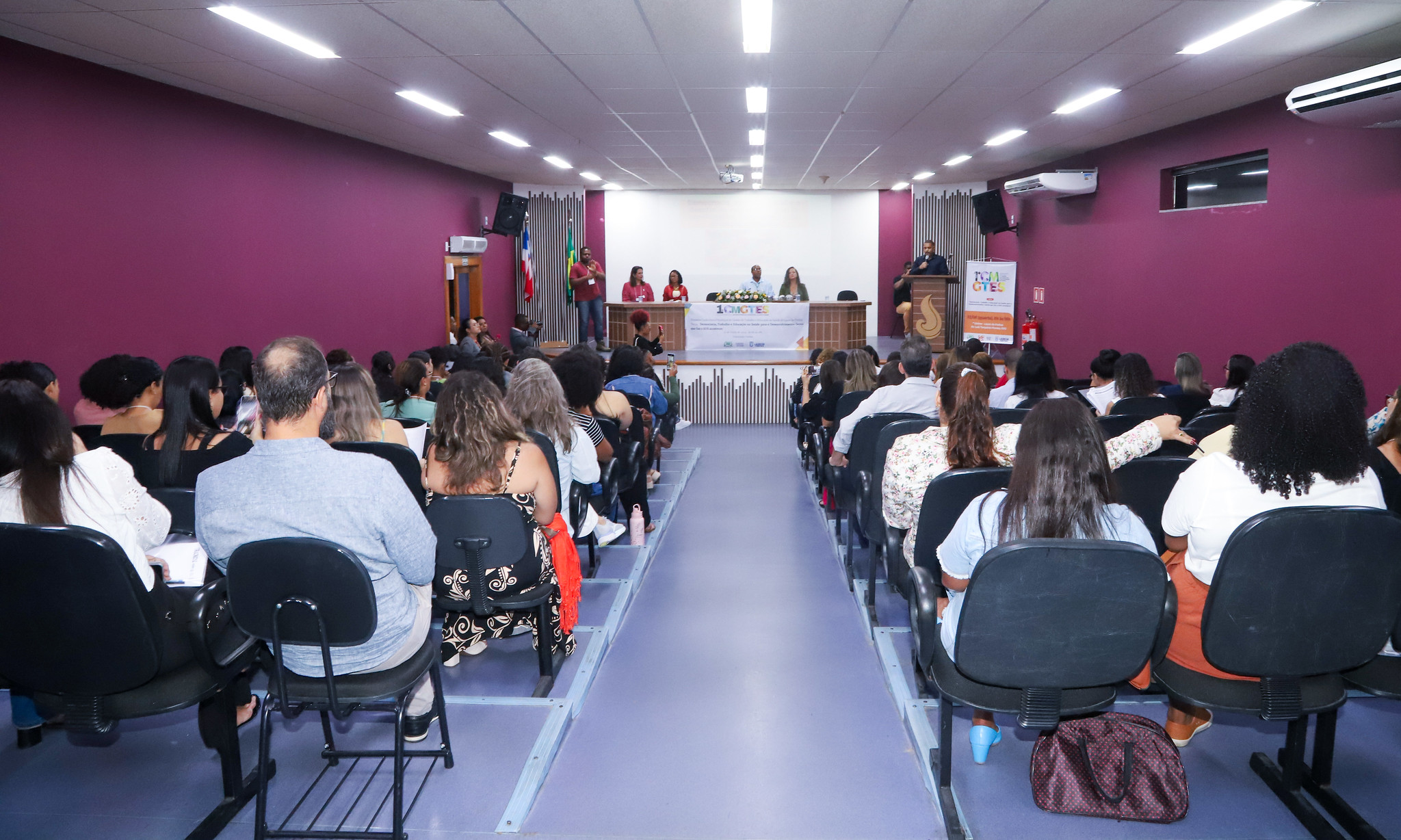 Conferncia Municipal de Gesto do Trabalho e da Educao na Sade fortalece agenda do SUS em Lauro de Freitas