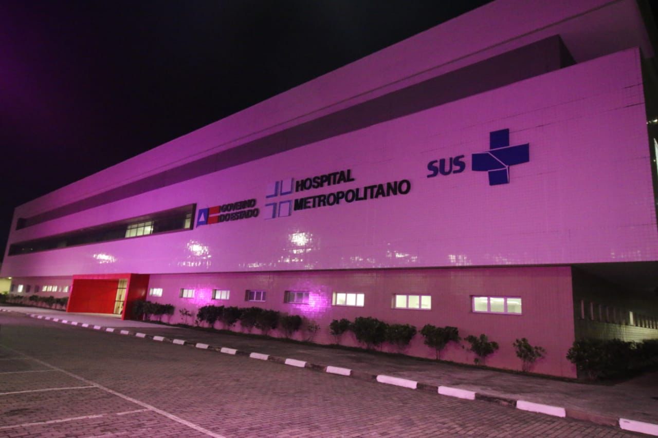 Hospital Metropolitano Ganha Iluminação Especial Em Homenagem Ao