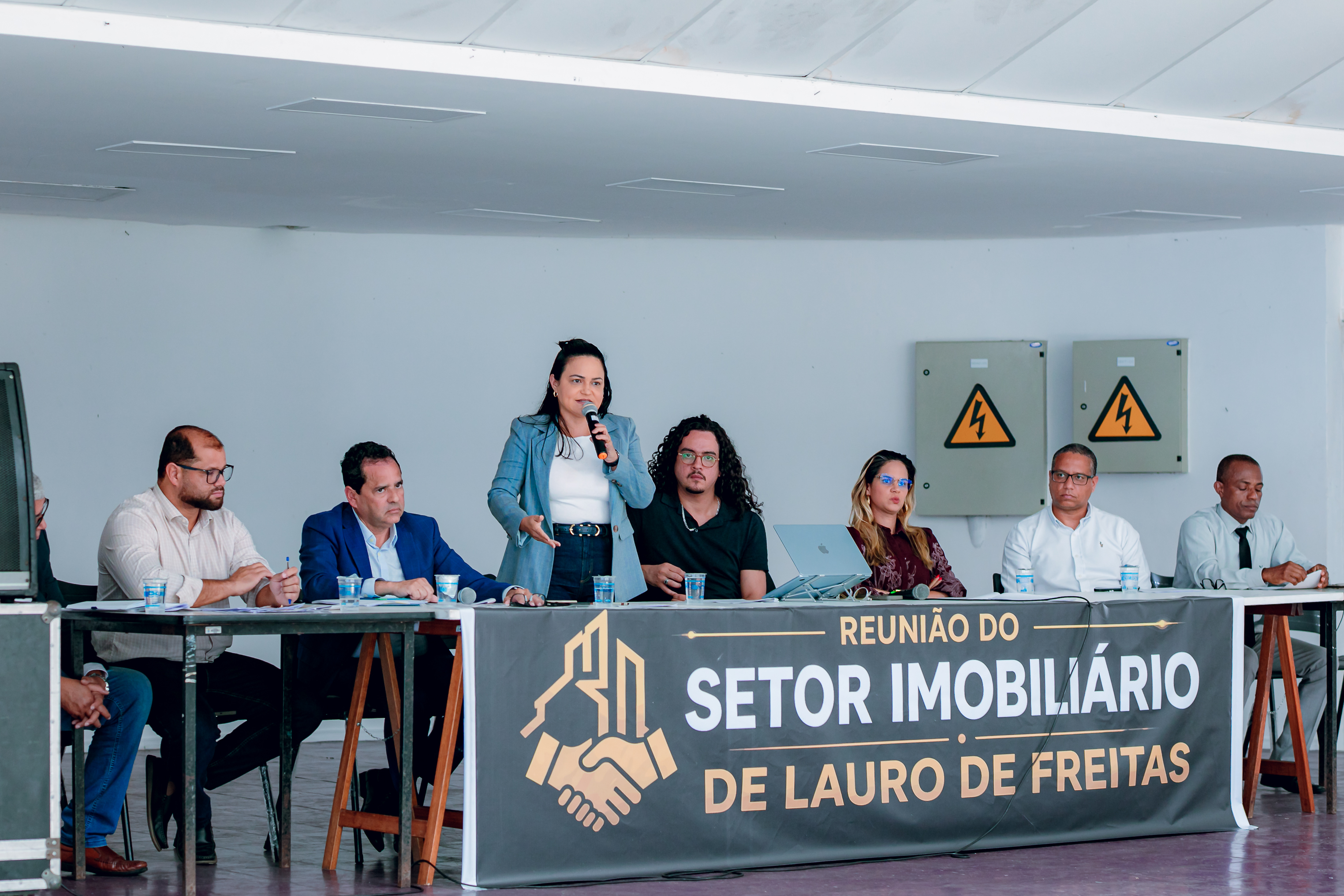19/8/2026 - Prefeitura de Lauro de Freitas promove encontro com setor imobiliário para fortalecer o planejamento urbano do município